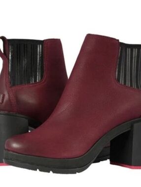 SORIEL MARGOT Chelsea Boots In Rich Wine
